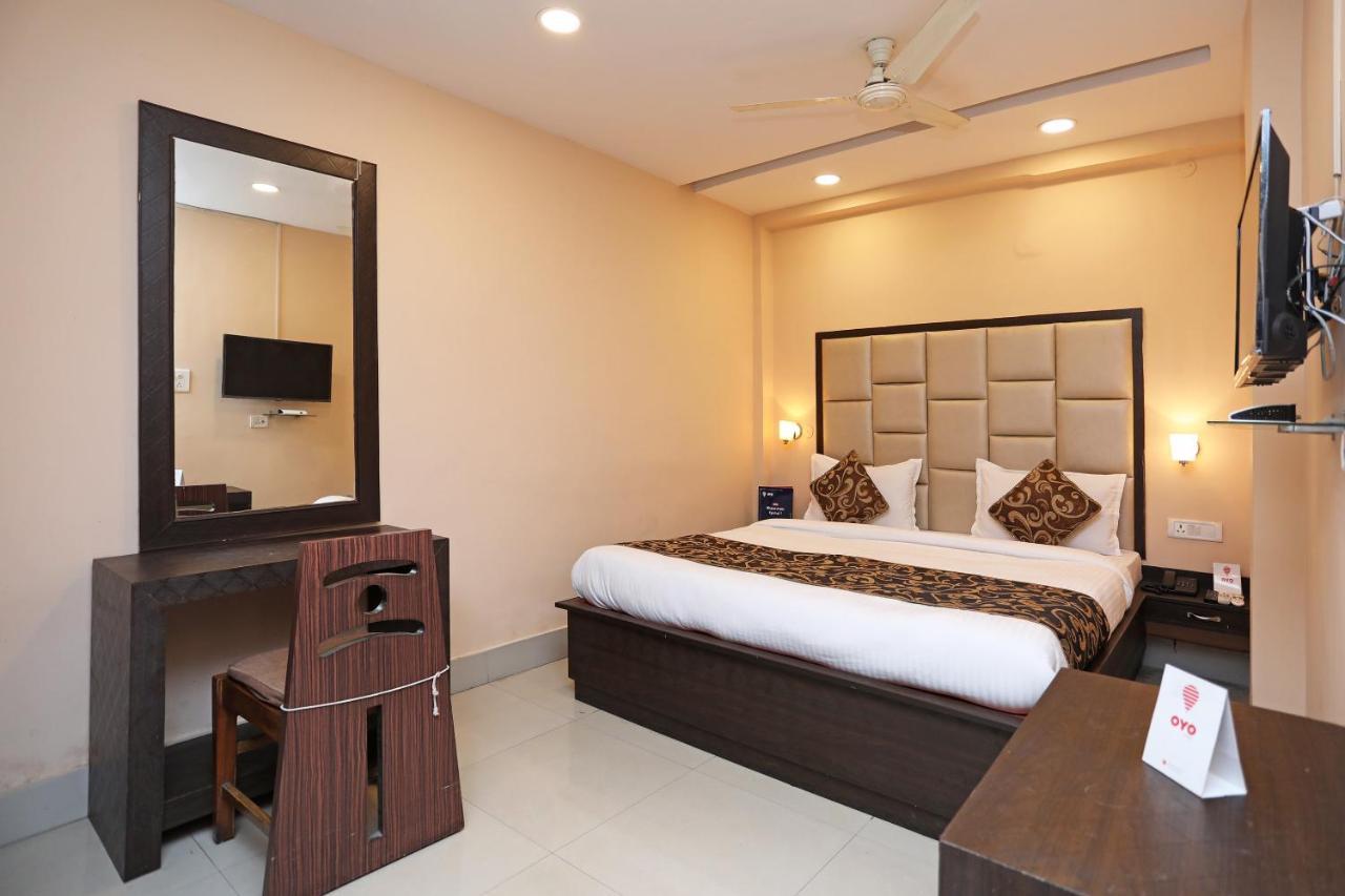 Collection O 4265 Hotel Greenpark Jamshedpur Exterior foto