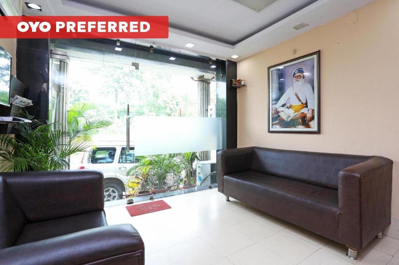 Collection O 4265 Hotel Greenpark Jamshedpur Exterior foto