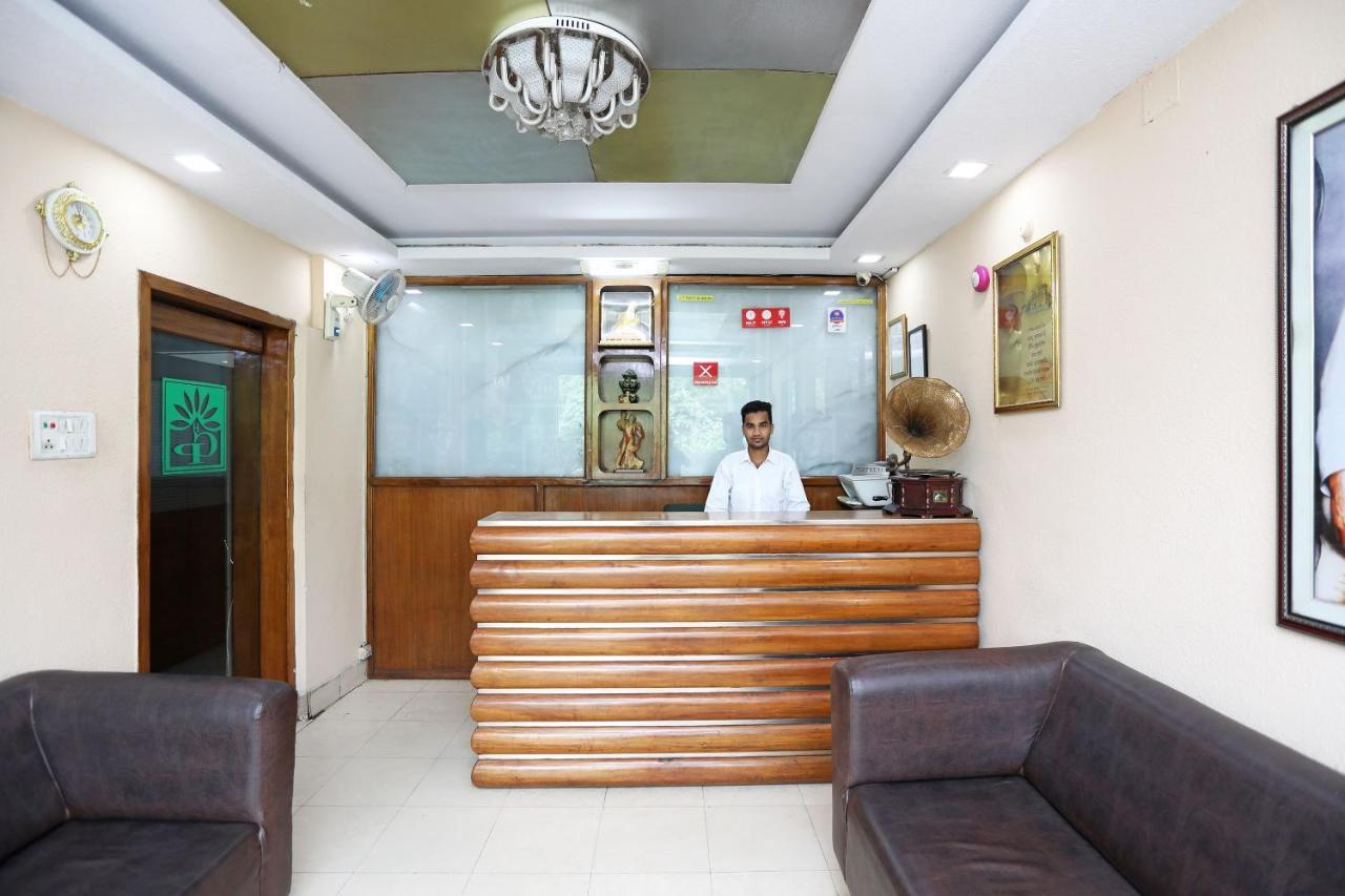 Collection O 4265 Hotel Greenpark Jamshedpur Exterior foto