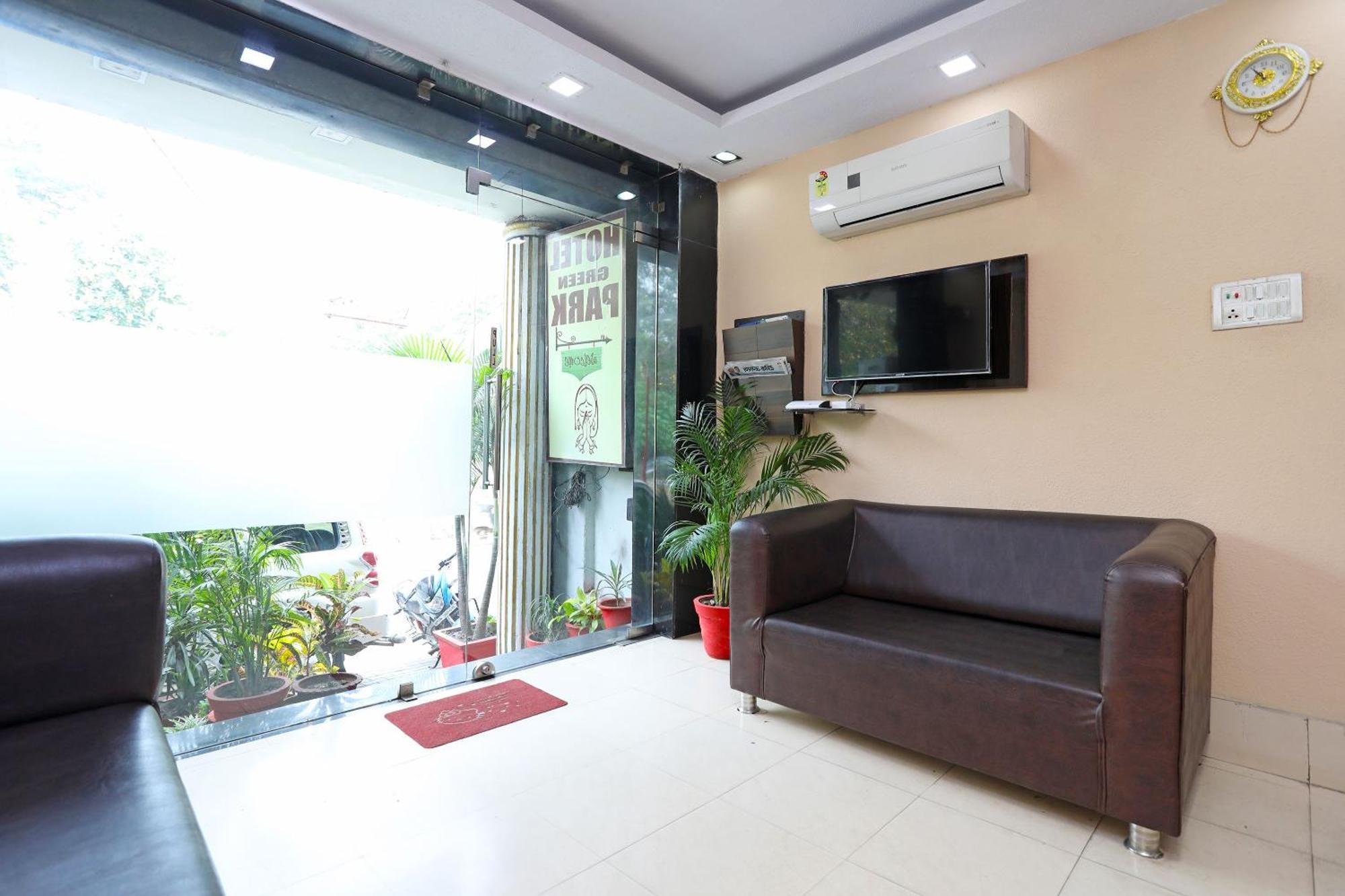 Collection O 4265 Hotel Greenpark Jamshedpur Exterior foto